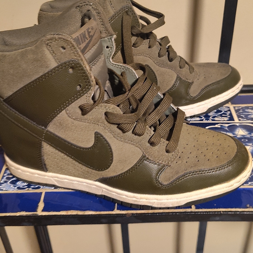 Nike Khaki and Dark Green High-Tops